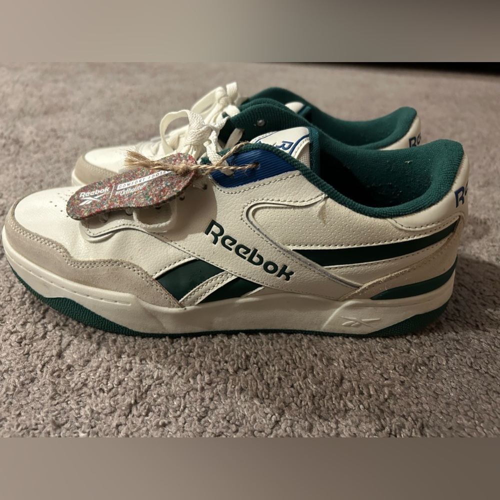 Sneakers | Reebok - Picture 3 of 6